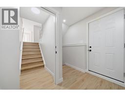 36 Taradale Close NE - photo 18