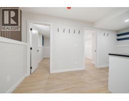 36 Taradale Close NE - photo 22