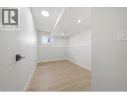 36 Taradale Close NE - photo 25