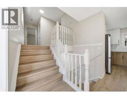 36 Taradale Close NE - photo 10