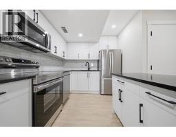 36 Taradale Close NE - photo 21