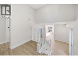 36 Taradale Close NE - photo 11