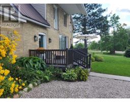 18038 Thorndale Road, Thames Centre, ON N0M2P0 Photo 38