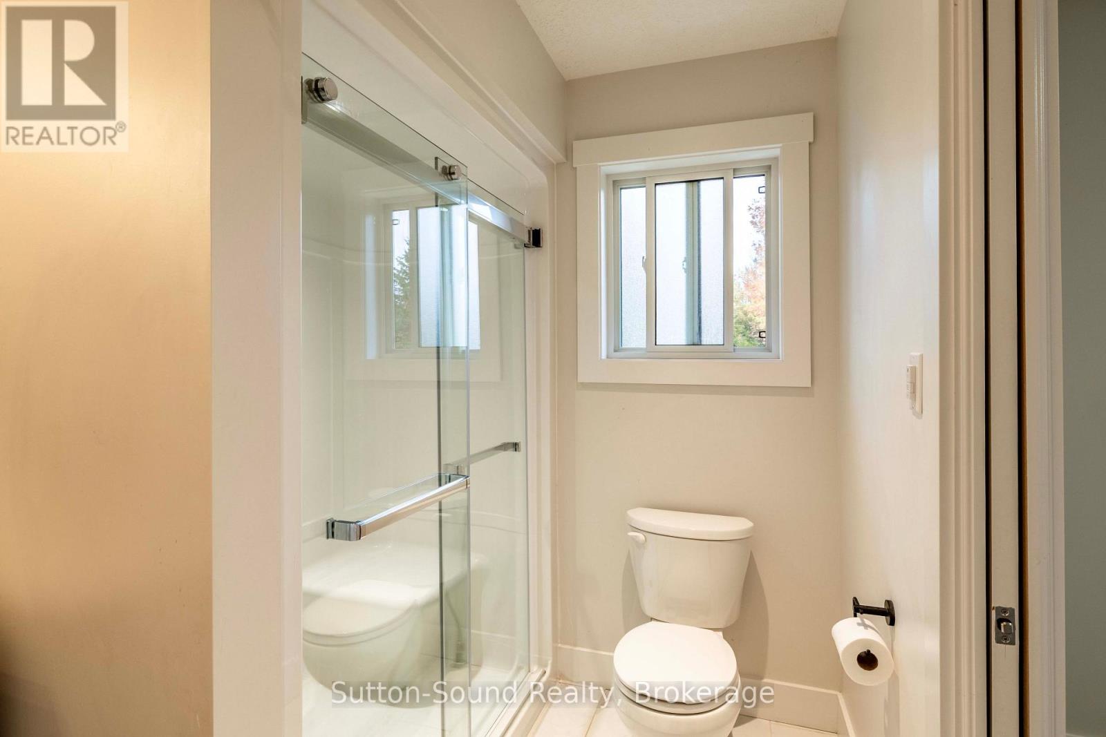 562 24TH STREET W - 15