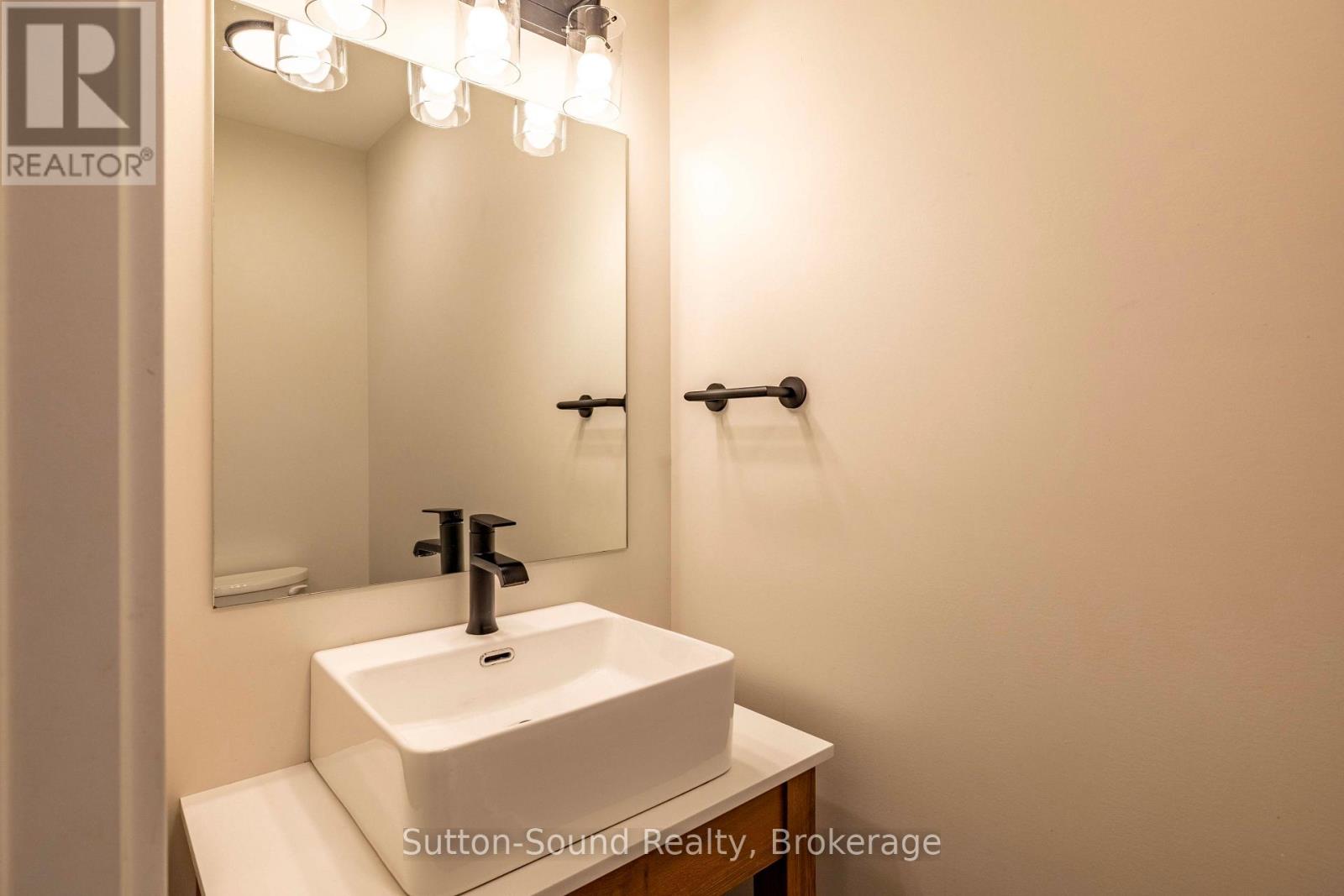 562 24TH STREET W - 28