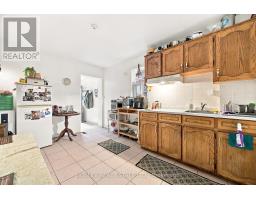15 Lumbervale Avenue, Toronto, ON M6H1C7 Photo 11