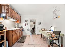15 Lumbervale Avenue, Toronto, ON M6H1C7 Photo 13