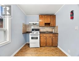 15 Lumbervale Avenue, Toronto, ON M6H1C7 Photo 20