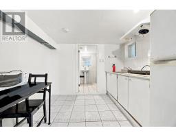 15 Lumbervale Avenue, Toronto, ON M6H1C7 Photo 42