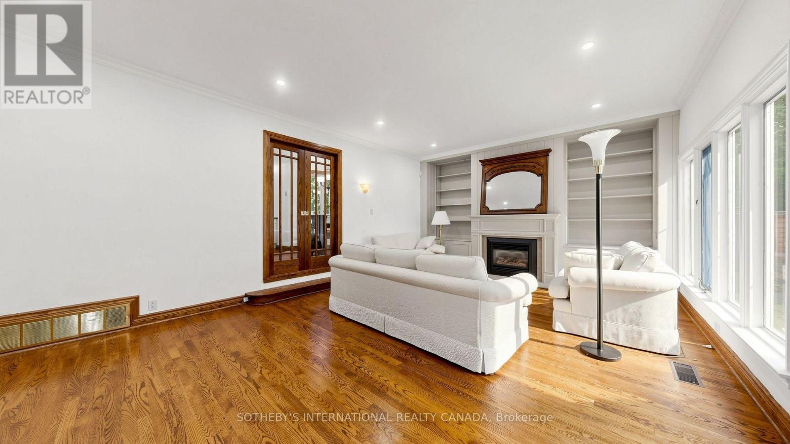 54 Plymbridge Road, Toronto, ON photo 17