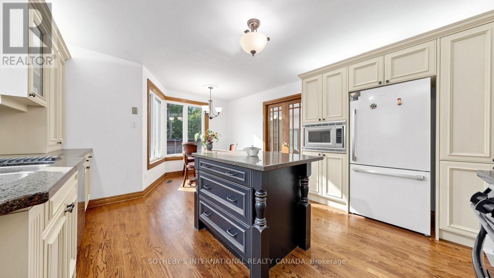 54 Plymbridge Road, Toronto, ON photo 24