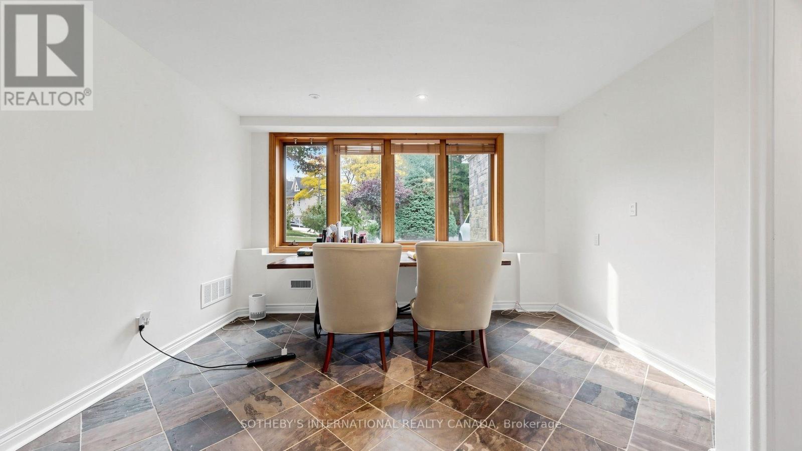 54 Plymbridge Road, Toronto, ON photo 42