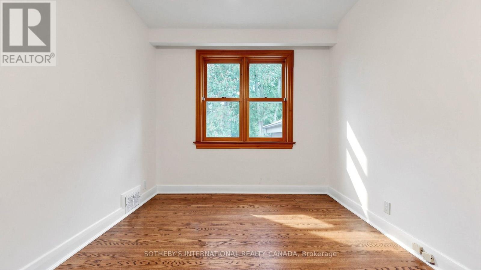54 Plymbridge Road, Toronto, ON photo 43