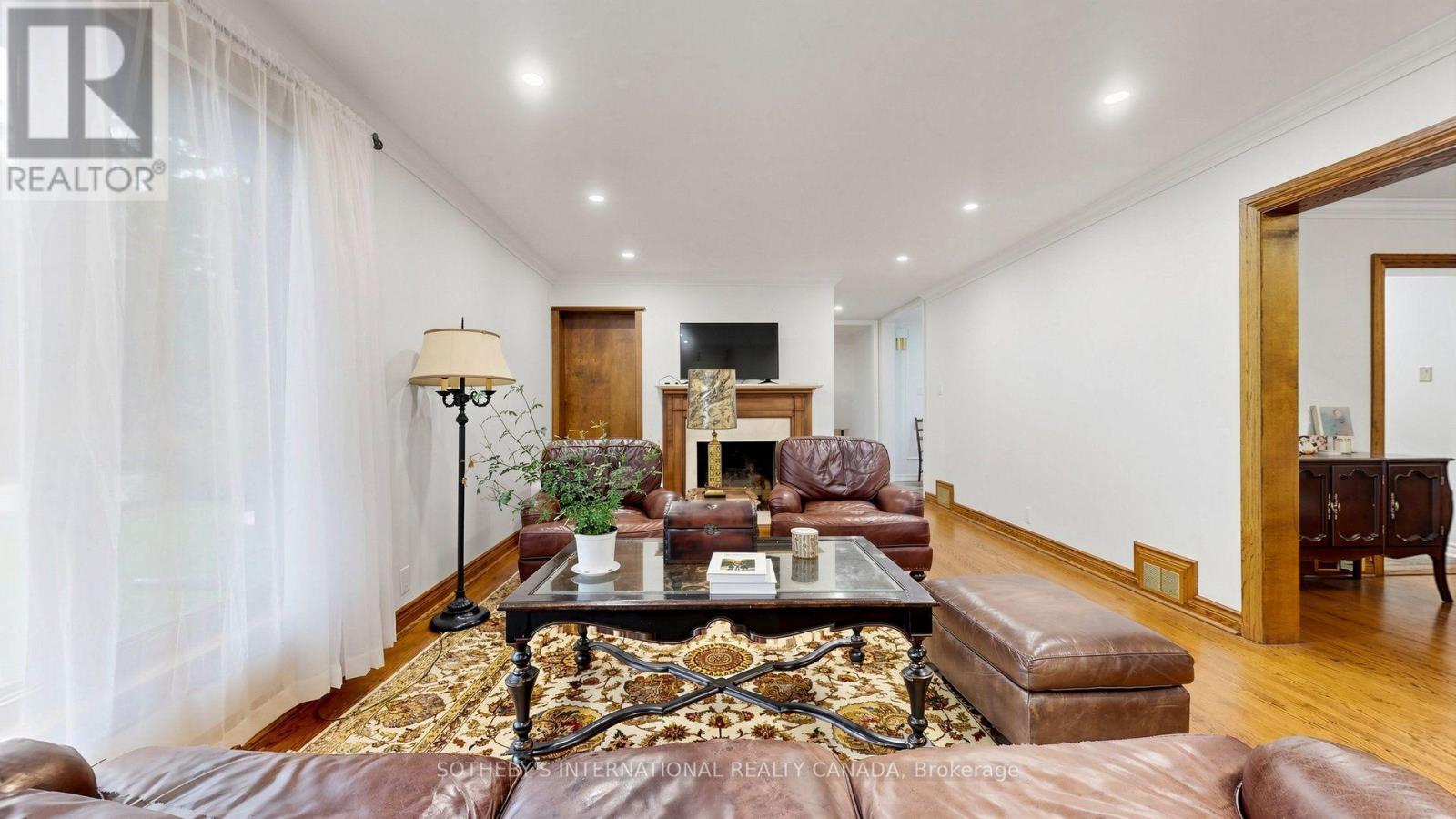 54 Plymbridge Road, Toronto, ON photo 8