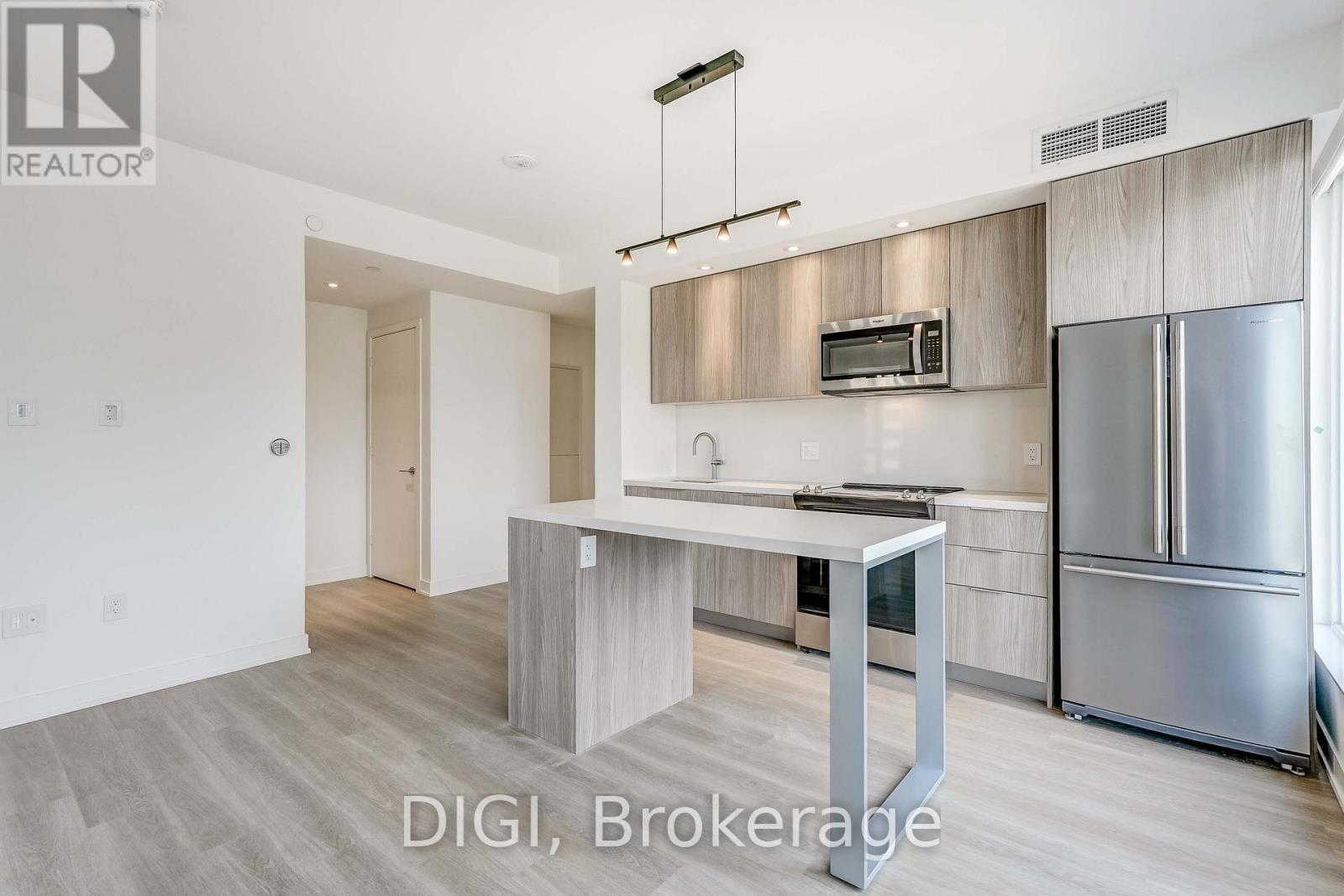 Q817 - 120 ONTARIO STREET, Toronto (Moss Park) Ontario
