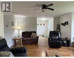 9 Billard Avenue thumbnail 14