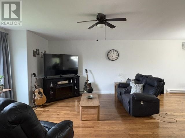 9 Billard Avenue - 13