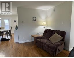 9 Billard Avenue thumbnail 15