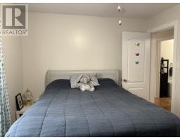 9 Billard Avenue thumbnail 44
