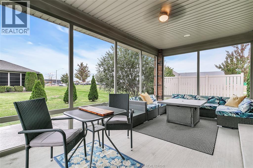 1506 D'AMORE DRIVE - 30