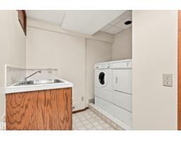 3224 89 St Nw, Edmonton, AB T6K2Z4 Photo 42