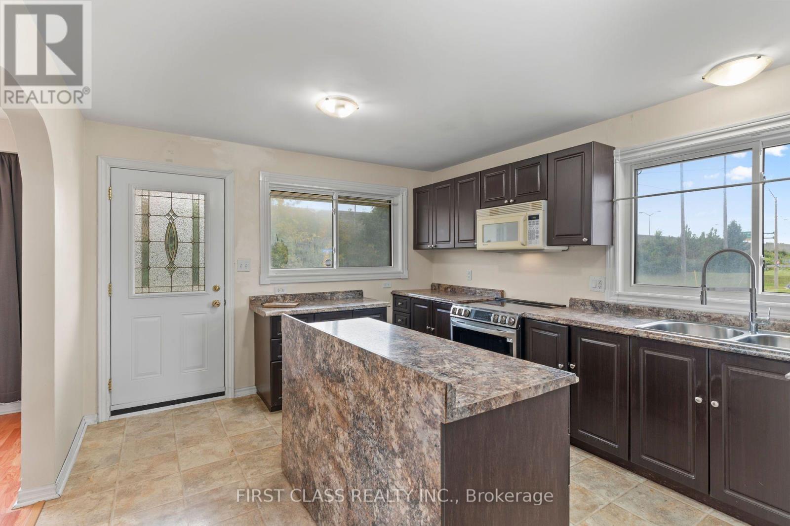 284 Jackson Avenue, Oshawa, ON photo 10