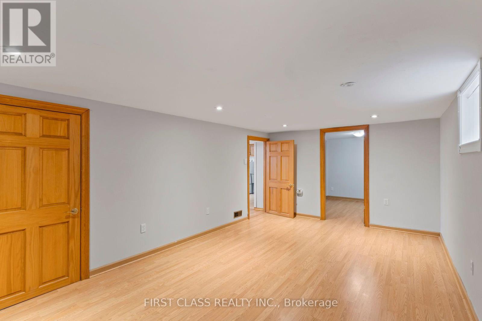 284 Jackson Avenue, Oshawa, ON photo 29