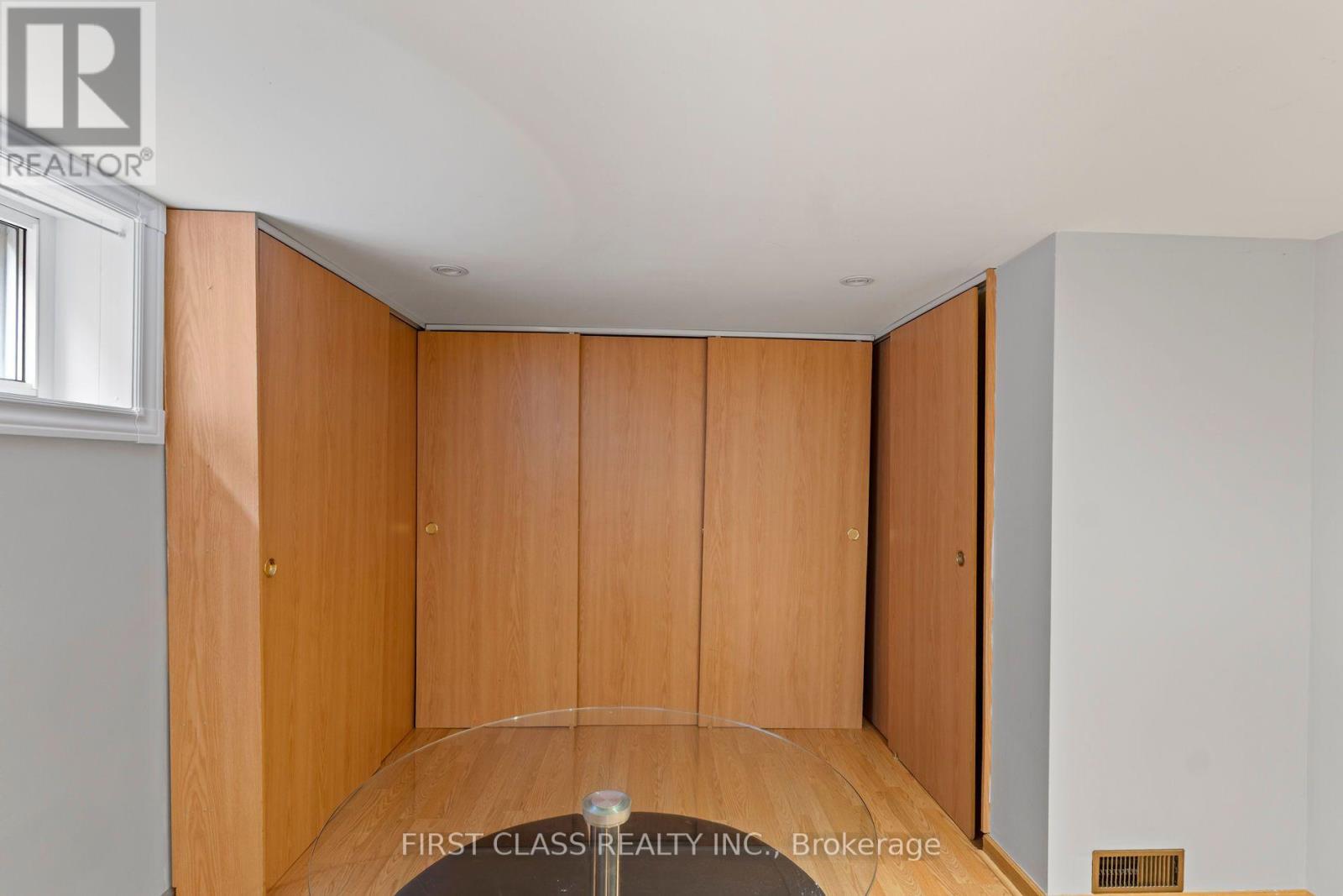 284 Jackson Avenue, Oshawa, ON photo 32