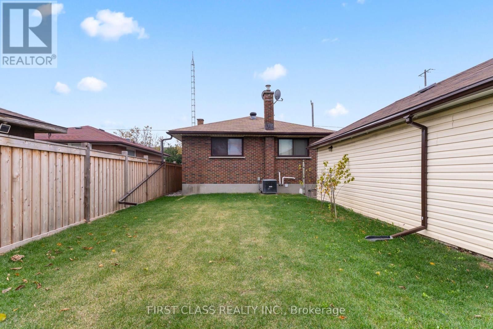 284 Jackson Avenue, Oshawa, ON photo 33