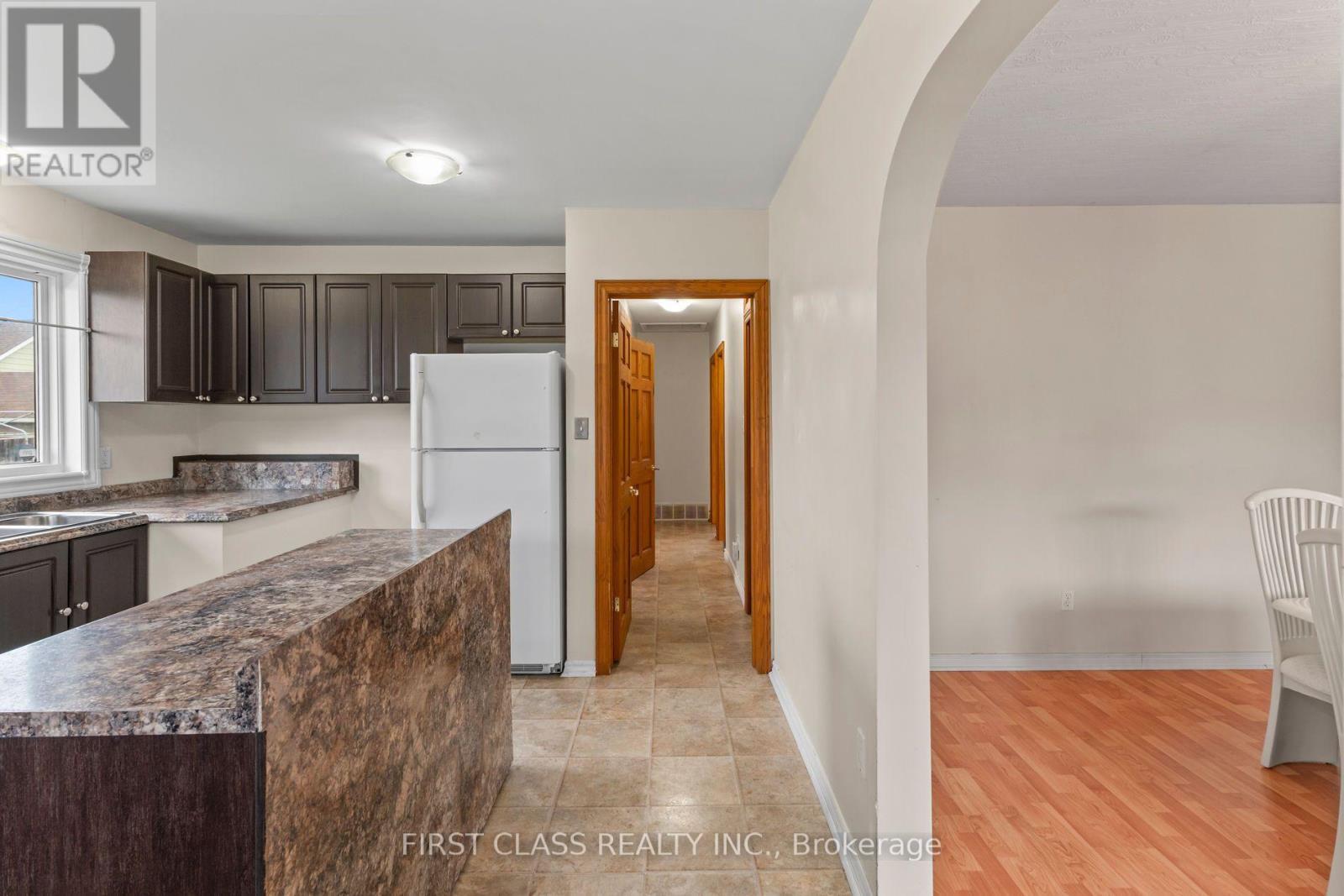 284 Jackson Avenue, Oshawa, ON photo 7