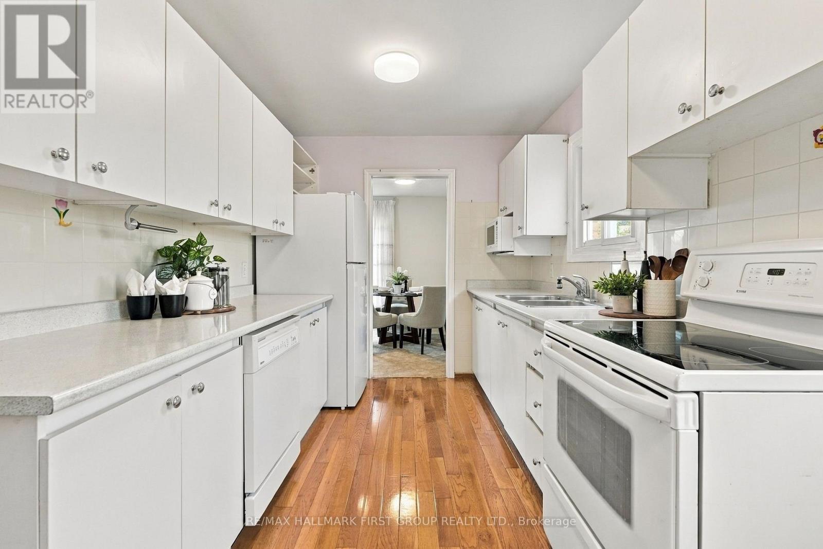 250 John Tabor Trail, Toronto, ON photo 12