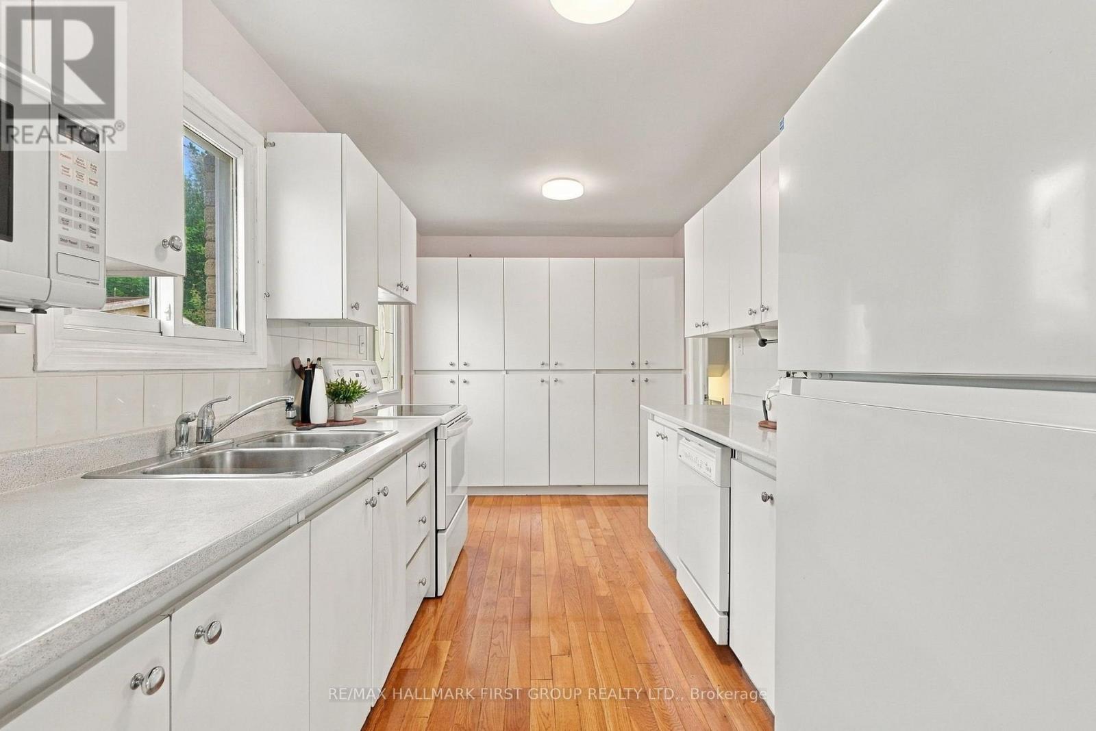 250 John Tabor Trail, Toronto, ON photo 15
