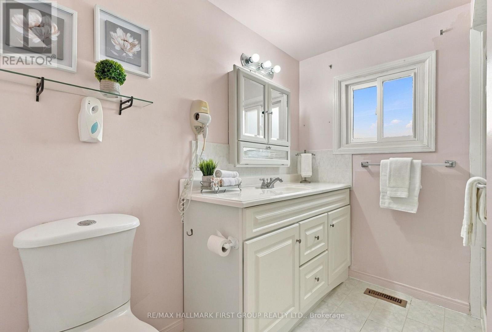 250 John Tabor Trail, Toronto, ON photo 21