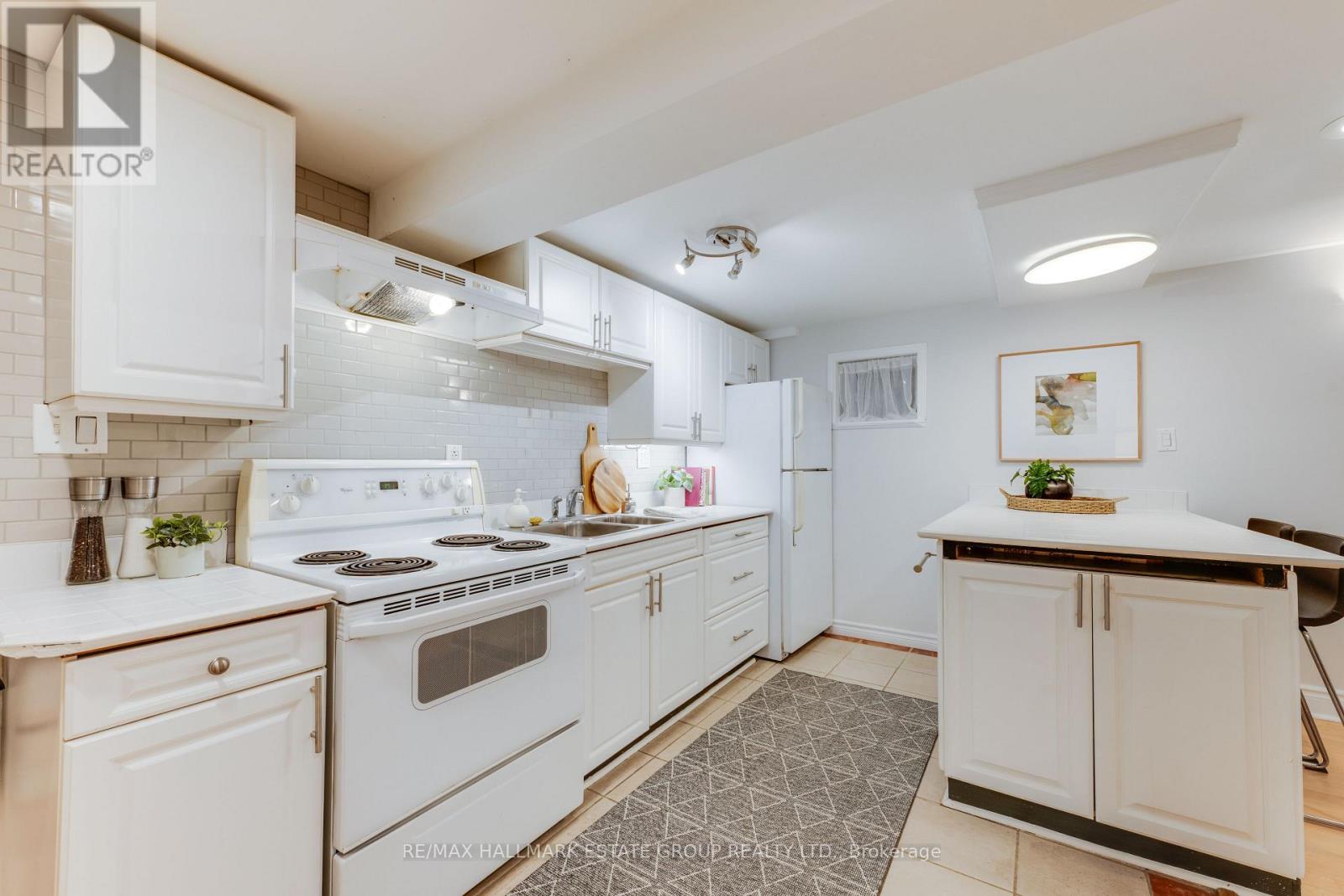 32 Ashdale Avenue, Toronto, ON photo 41