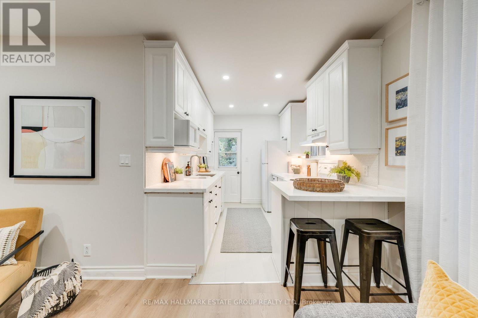 32 Ashdale Avenue, Toronto, ON photo 7