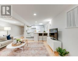32 Ashdale Avenue, Toronto, ON M4L2Y7 Photo 35