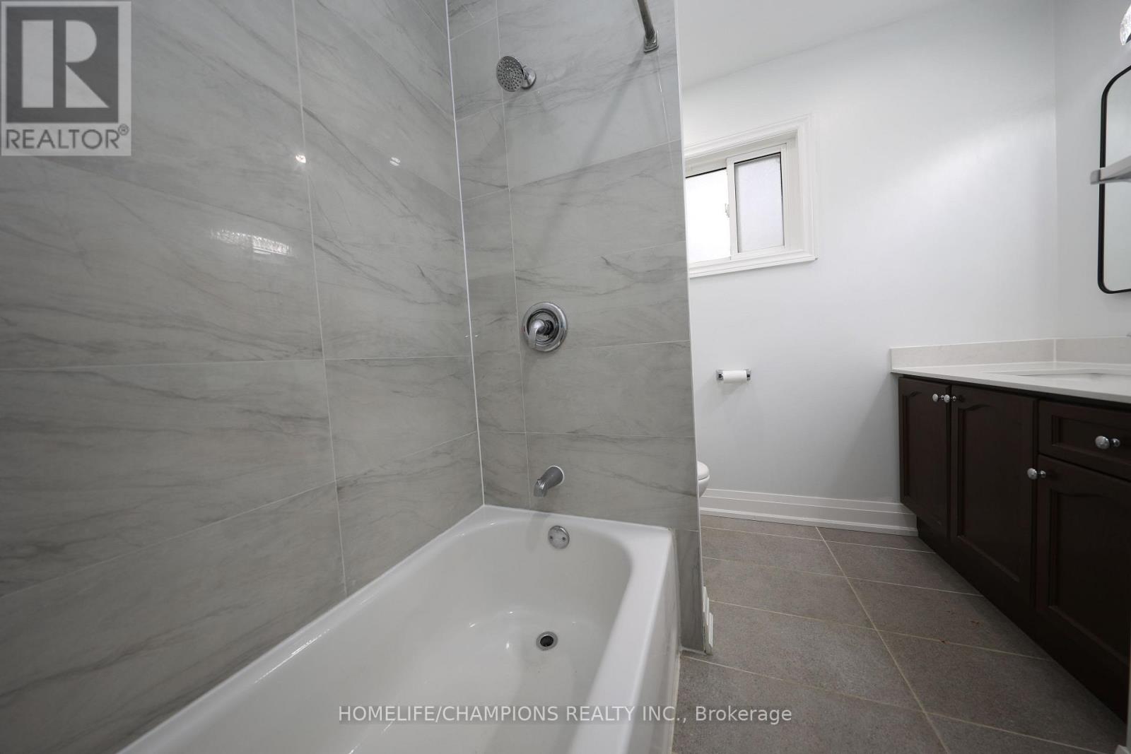 271 John Tabor Trail, Toronto, ON photo 13