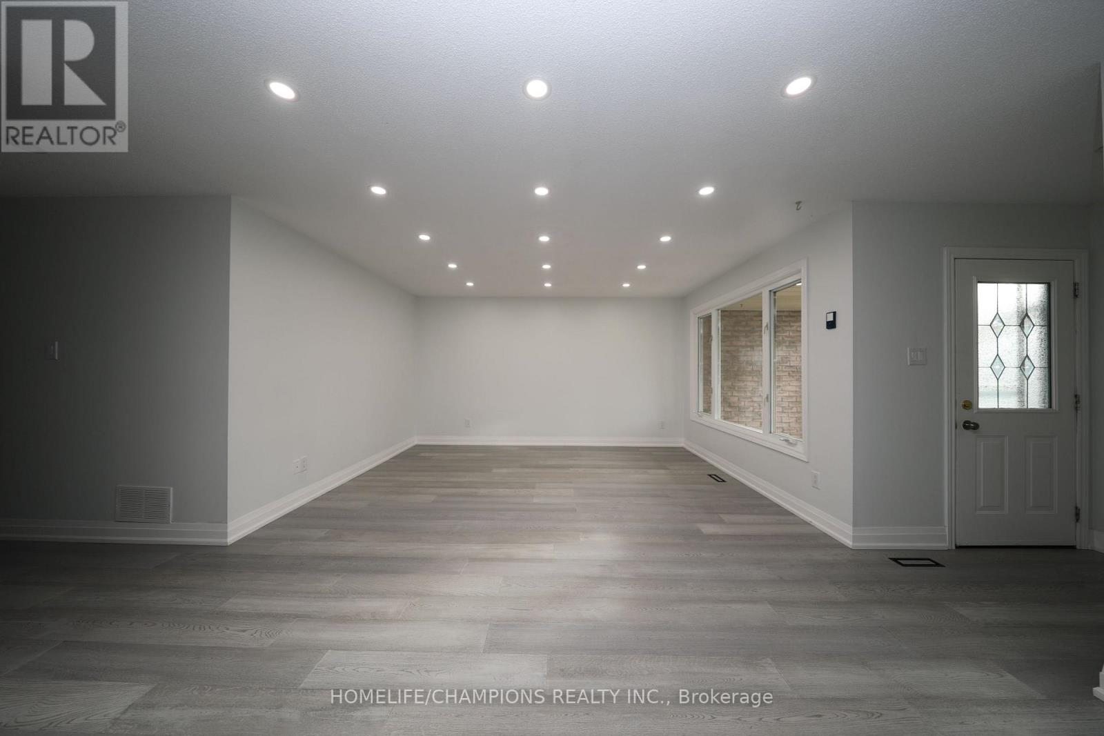 271 John Tabor Trail, Toronto, ON photo 5