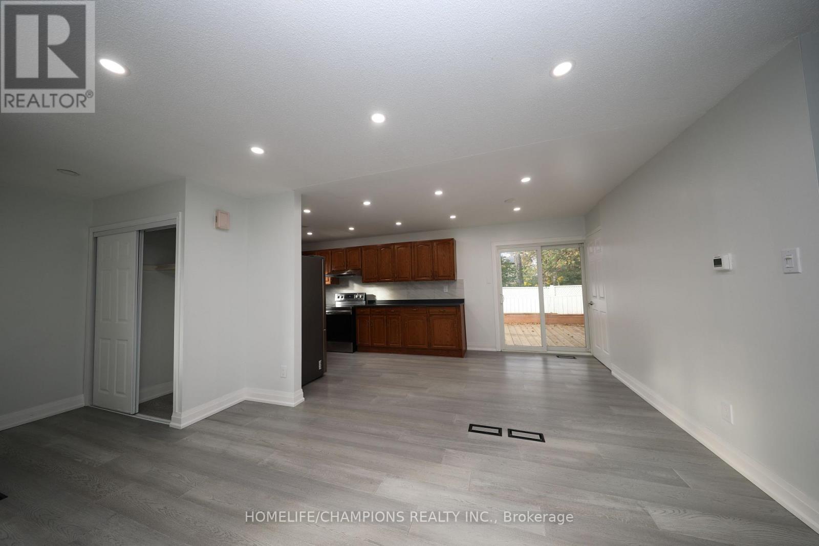 271 John Tabor Trail, Toronto, ON photo 7