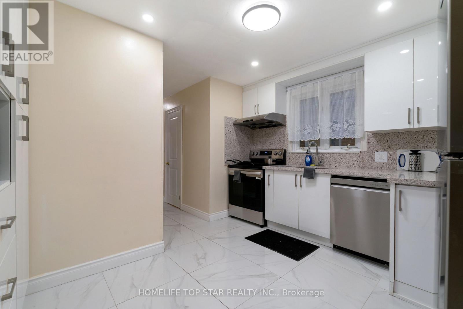 19 TREVERTON DRIVE - 2
