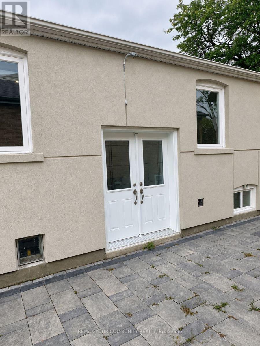 LOWER - 100 ELLINGTON DRIVE, Toronto (Wexford-Maryvale) Ontario