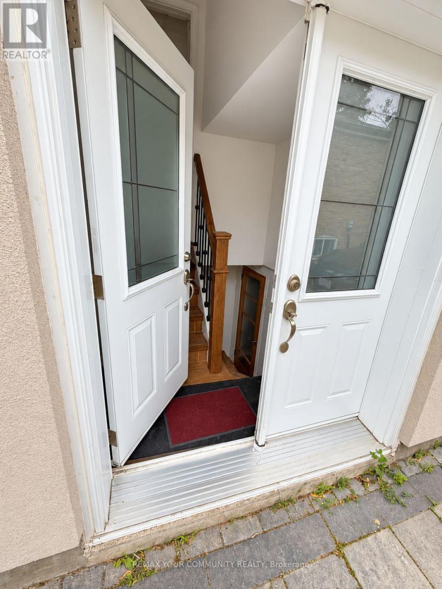 LOWER - 100 ELLINGTON DRIVE, Toronto (Wexford-Maryvale) Ontario