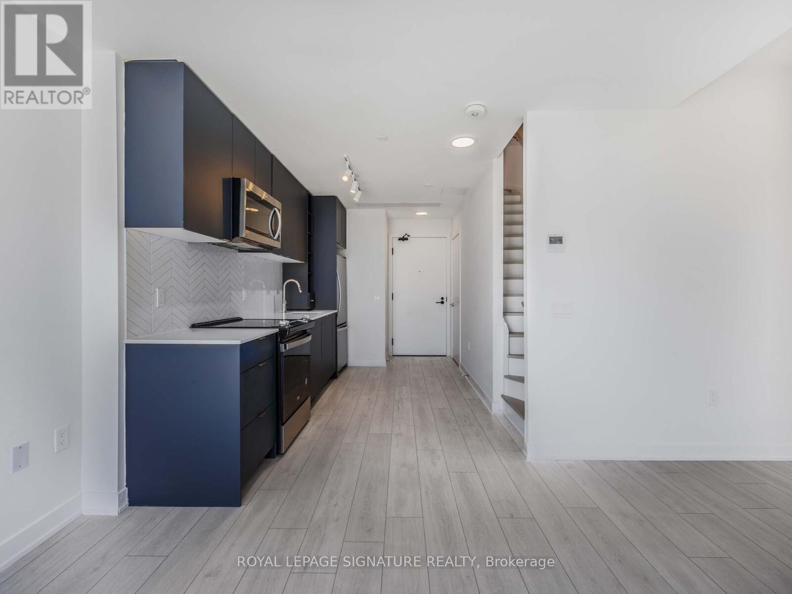 167- 1610 Charles Street, Whitby, ON photo 3