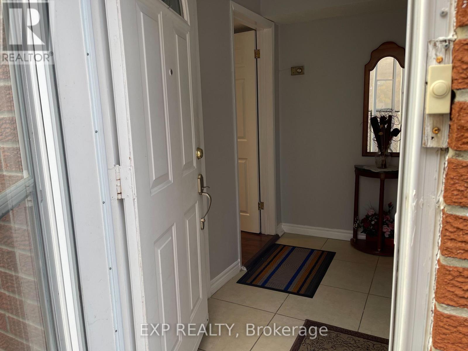 94 Heale Avenue — photo 4