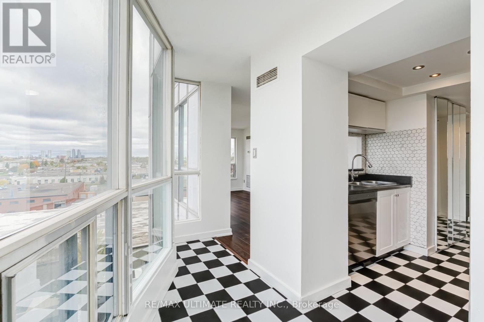 601- 1470 Midland Avenue, Toronto, ON photo 11