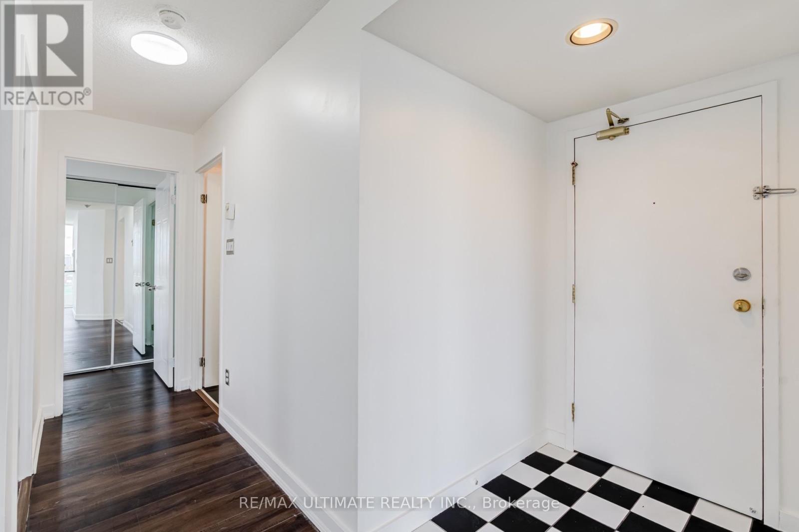 601- 1470 Midland Avenue, Toronto, ON photo 4