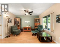 642 Olympic Dr, Comox, BC V9M4G8 Photo 18