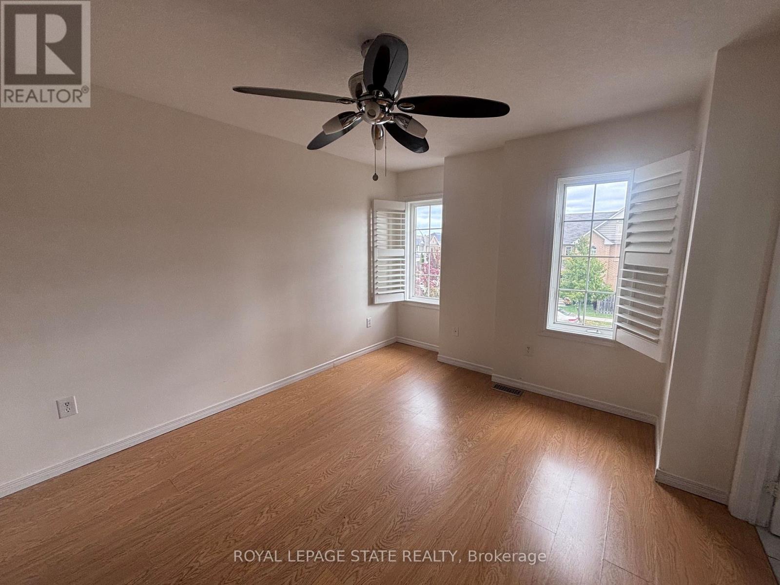 39 Newport Crescent — photo 10