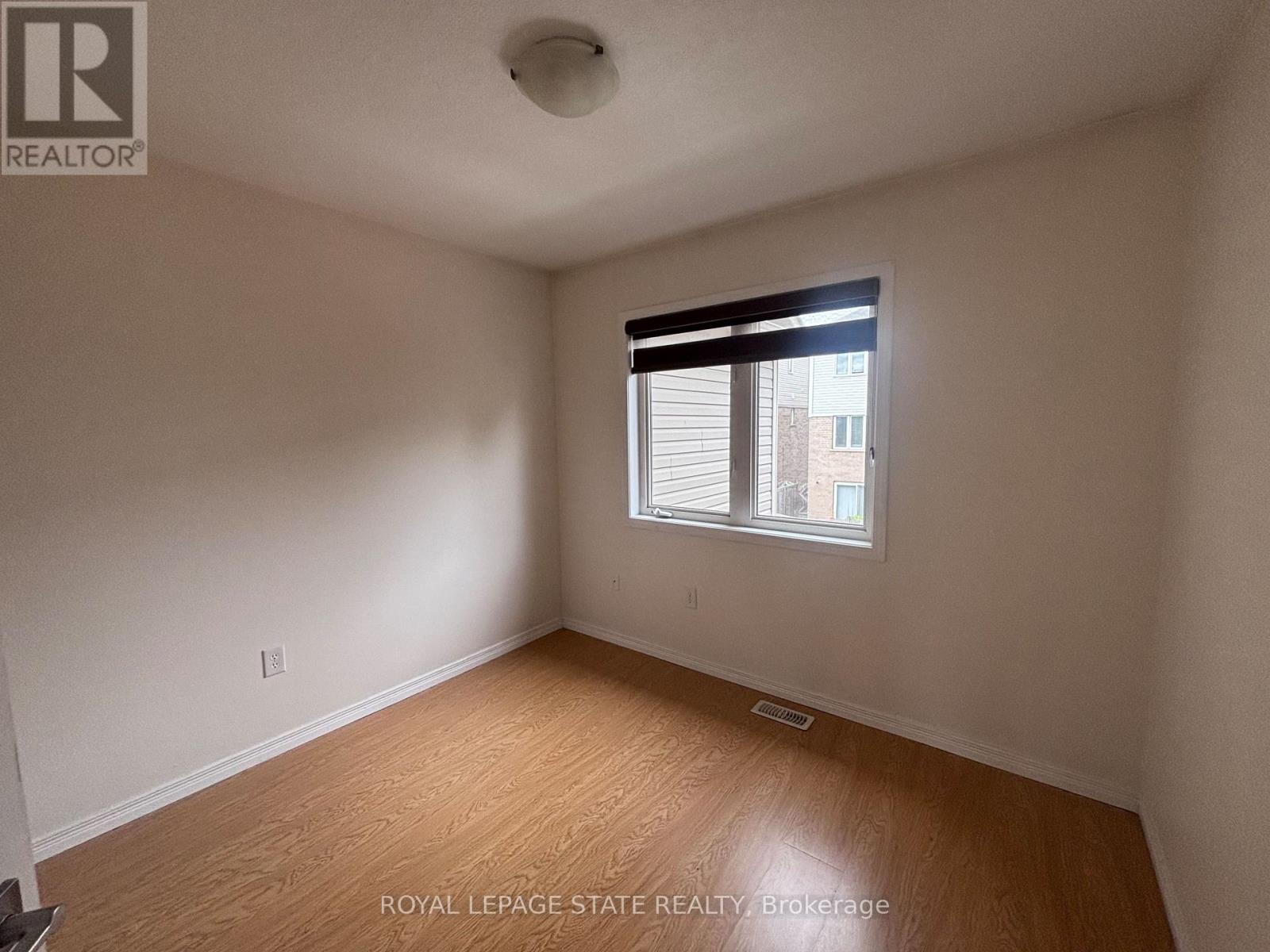 39 Newport Crescent — photo 14