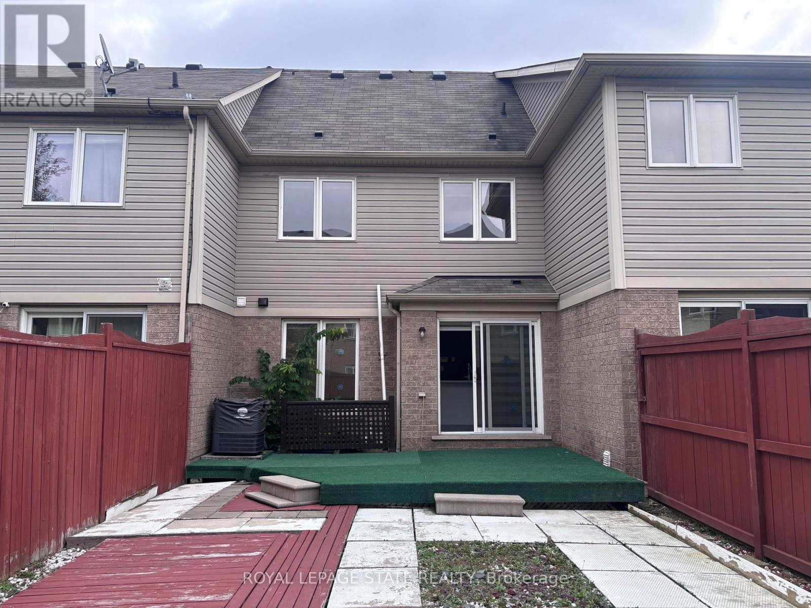 39 Newport Crescent — photo 21